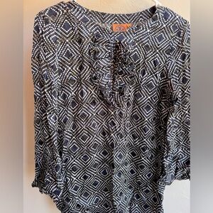 Tori Burch navy ruffle tunic size 6, hook and eye closure non smoking home